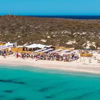 Menikmati makan siang mewah dengan menu seafood di Australia Barat (TWA)