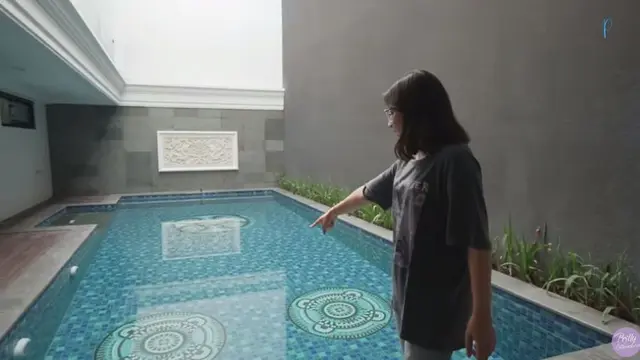 Prilly Latuconsina