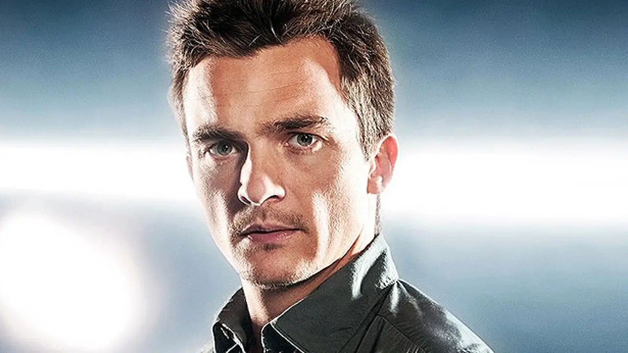 rupert-friend-140110b.jpg