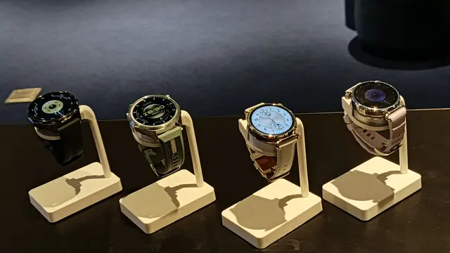 Huawei Watch GT6 Basic Series (46mm dan 41mm) warna Purple, White, Black, dan Green saat acara pengenalan Huawei Watch GT6 Series, Rabu (1/10/2025) di Jakarta.