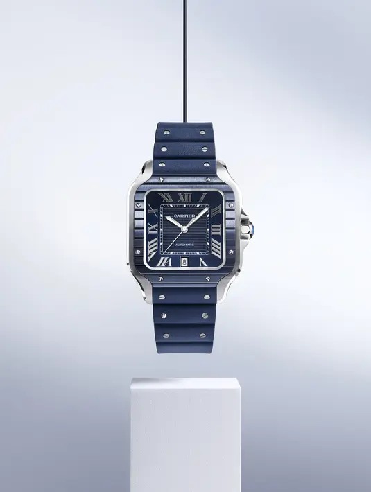 Sedangkan Santos De Cartier adalah pilihan jam tangan dengan model besar. Foto: Document/Cartier.