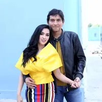 Pasangan yang tengah berbahagia, Lucky Hakim dan Tiara Dewi baru saja meresmikan hubungannya. Pasangan ini resmi menikah pada Kamis (19/1/2017) di Masjdi At Tin, Jakarta Timur. (Nurwahyunan/Bintang.com)