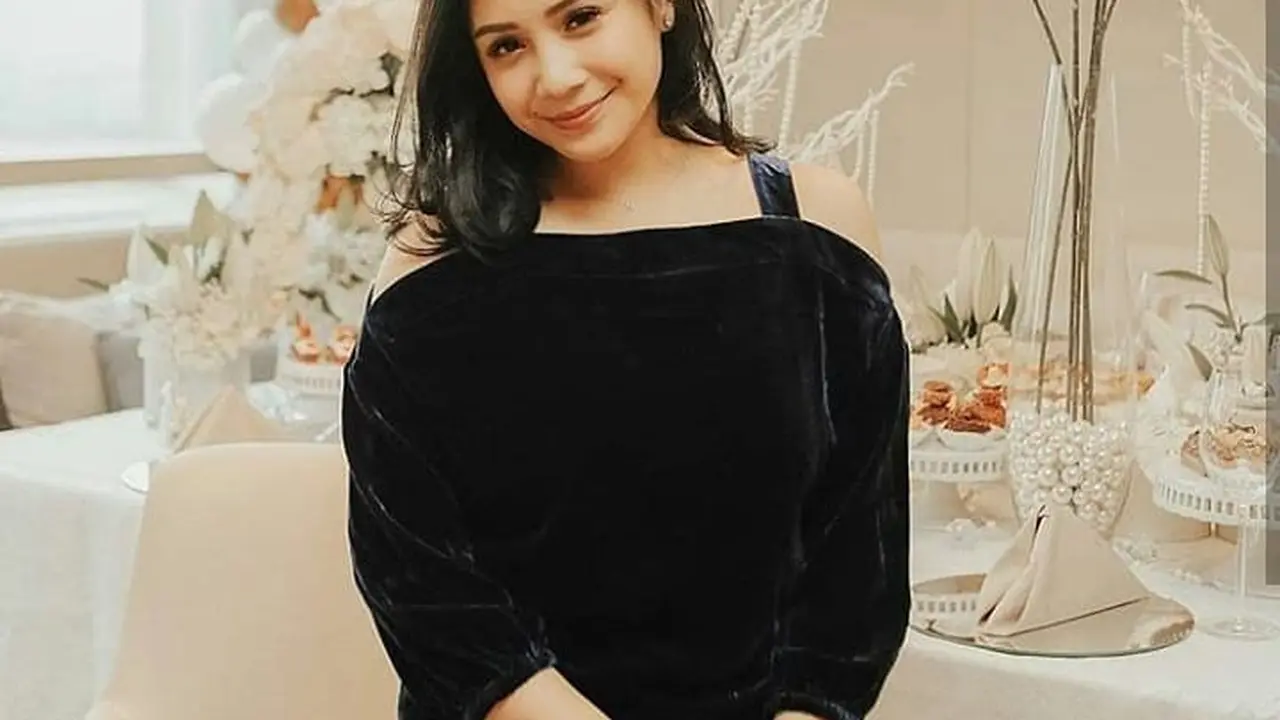 [Bintang] Nagita Slavina