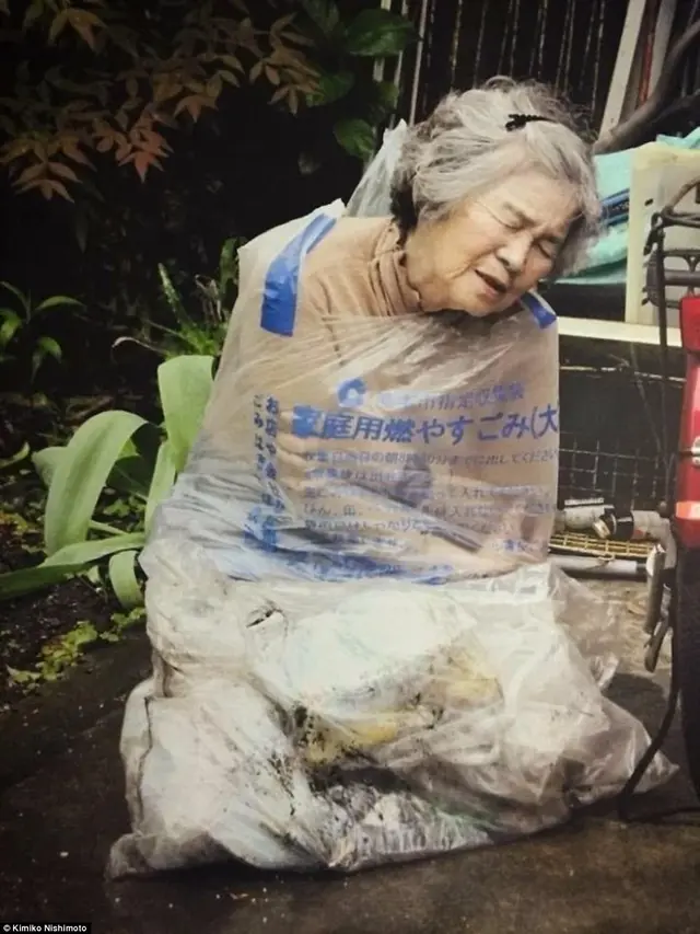 [Bintang] Gaya Foto Nenek