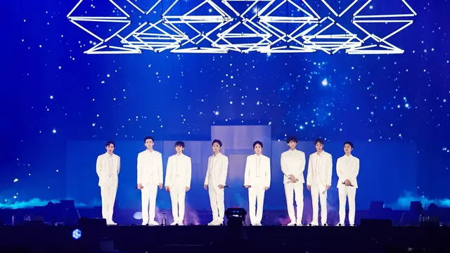 [Bintang] Kemeriahan dan Kesedihan di Konser Penutup EXO Planet