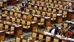 Anggota Dewan mengikuti Rapat Paripurna ke-5 dalam masa persidangan I tahun 2017-2018 di Gedung DPR, Kompleks Parlemen Senayan, Jakarta (13/9). Rapat yang salah satunya membahas RUU Terorisme itu hanya dihadiri 287 anggota DPR. (Liputan6.com/Johan Tallo)