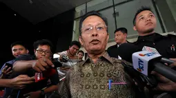 Panitera MK, Kasianur Sidauruk diperiksa KPK sebagai saksi untuk tersangka Raja Bonaran Situmeang, Jakarta, Senin (15/12/2014). (Liputan6.com/Miftahul Hayat)