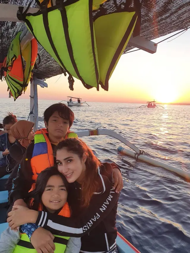 Naira Syabila mirip Tommy Kurniawan