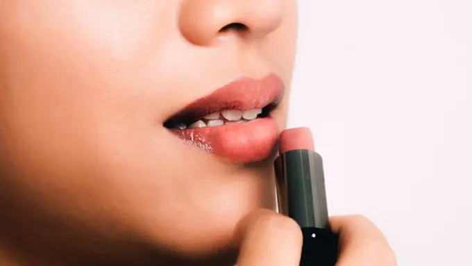 Bibir kering/copyright Pexels.com/Oleg Magni