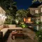 13 Inspirasi Area Santai Outdoor dengan Lampu Warm White, Hangat dan Estetik