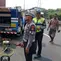 Sejumlah petugas turun tangan menangani kecelakaan beruntun yang melibatkan enam kendaraan di ruas Tol Jakarta Outer Ring Road (JORR) KM 54+600 arah Cakung. (Foto: Istimewa).
