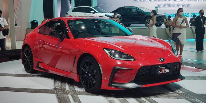Toyota Luncurkan GR86 dan 5 Model GR-S Lainnya di GIIAS 2022