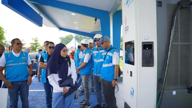 PT PLN (Persero) Unit Induk Distribusi (UID) Jawa Timur menambah 23 unit electric vehicle (EV) charger pada 17 titik Stasiun Pengisian Kendaraan Listrik Umum (SPKLU) di sepanjang tol Ngawi – Situbondo. (Foto: PLN)