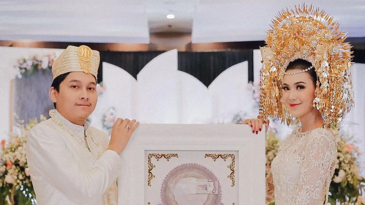 Imaz Fitria resmi menikah dengan Reza Dias Kurniawan. (Foto: Fatahillah Ginting Photography dari Instagram @imazfitria)