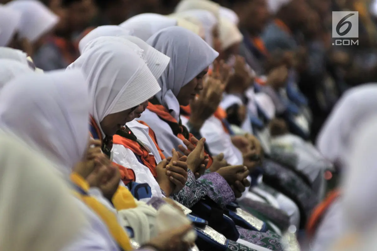 Calon Jemaah Haji Kloter 1 Mulai Padati Asrama Pondok Gede