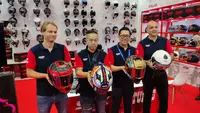 SMK dan Studds menjadi pemain baru di pasar helm nasional. (Septian/Liputan6.com)