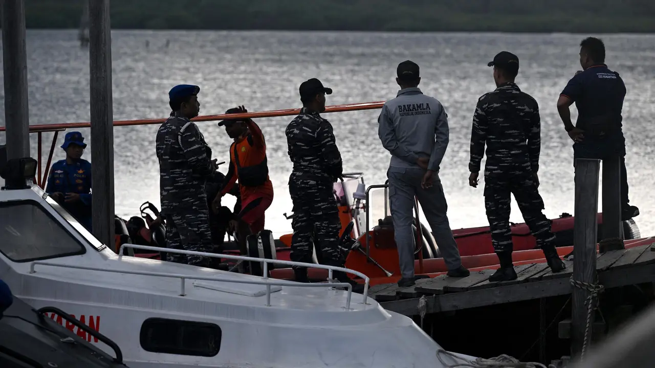 Hari Ketiga, Upaya Pencarian Korban KMP Tunu Pratama Jaya Diperluas