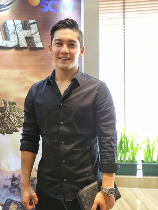 Untuk memperdalam karakter yang diperaninya, Samuel tetntunya melakukan berbagai persiapan. Bukan hanya beradegan fighting, ada beberapa hal yang dilakukan Samuel untuk mendukung perannya. (Adrian Putra/Bintang.com)