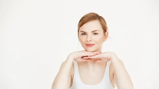 Bukan Sekadar Tren, Ini 3 Alasan Virgin Coconut Oil Cocok untuk Diet Sehatmu [Dok/freepik.com]