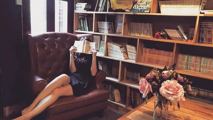 Ilustrasi Relationship Female