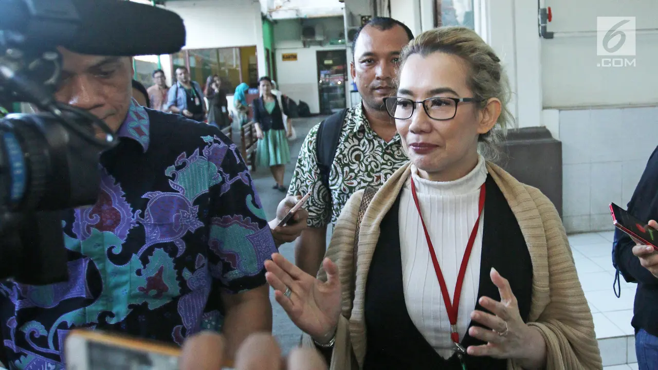 Sebelumnya Mangkir, Reza Artamevia Akhirnya Datangi Sidang Gatot Brajamusti