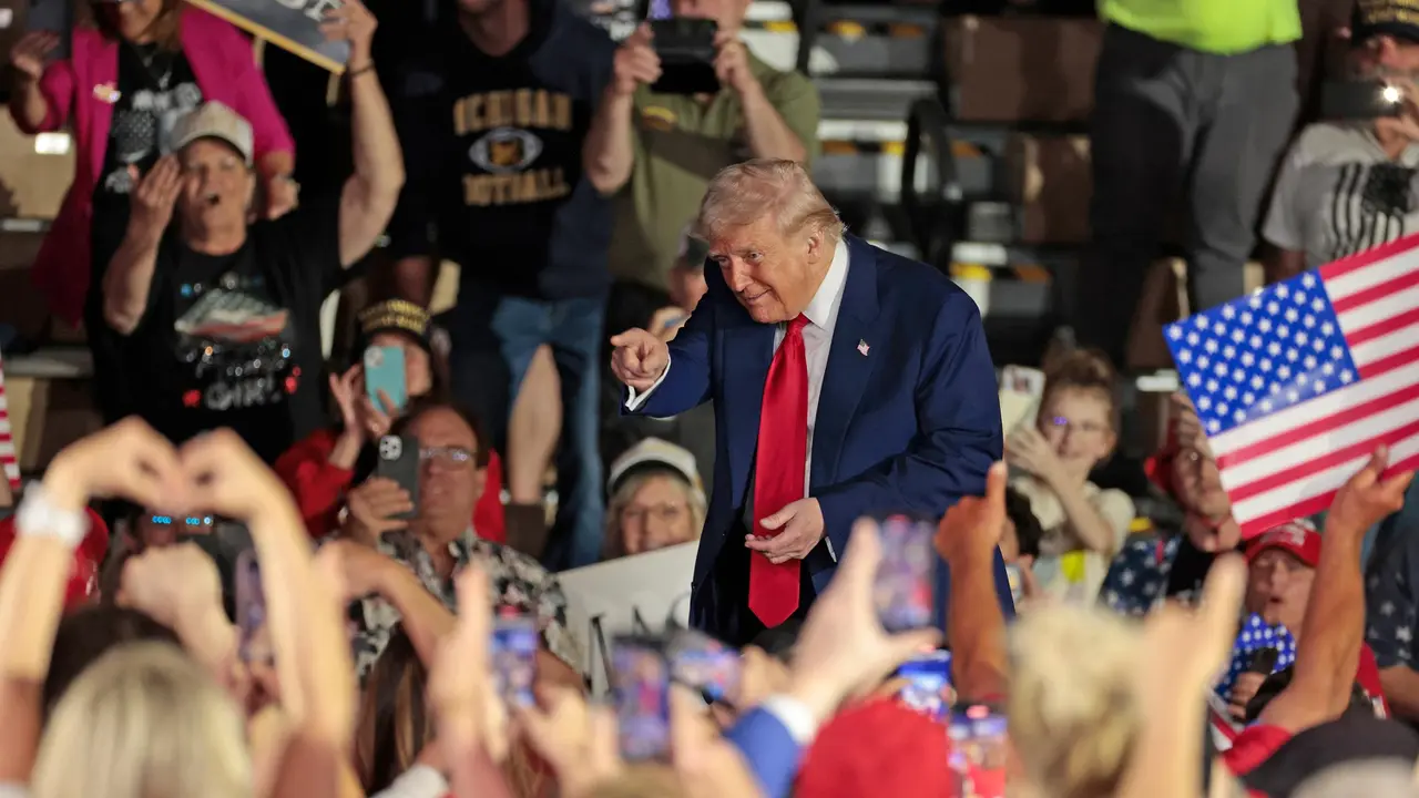 Momen Perayaan 100 Hari Masa Jabatan Kedua Donald Trump
