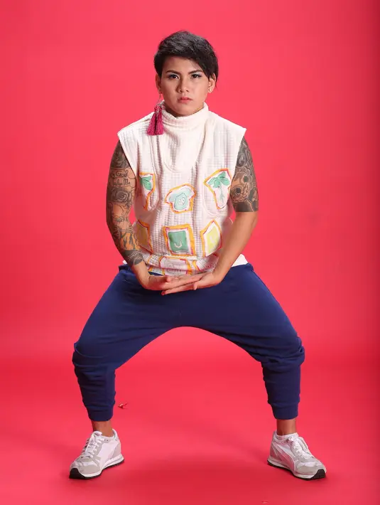 Setelah resmi cerai, Evelyn akan menyelesaikan kontrak yang sudah disepakati di Indonesia. Selain itu, ia juga akan melanjutkan bisnis online yang belakangan ini sedang ditekuni. (Bambang E. Ros/Bintang.com)