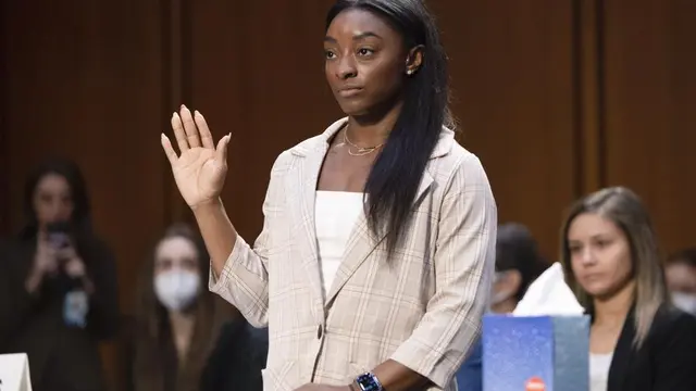 Simone Biles memberi kesaksian di pengadilan senat pada 15 September 2021 (AP Photo)