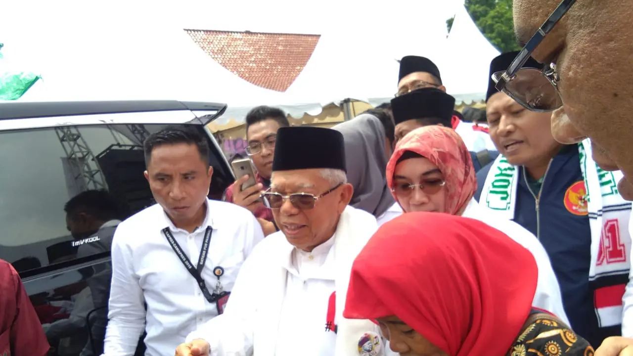 Cegat Ma'ruf Amin, Nenek Suwanti Mengaku Punya Pesan dari Sunan Bonang untuk Jokowi