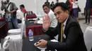 Yusril Izha Mahendra saat menghadiri acara fit and proper test untuk para balon Gubernur DKI Jakarta di DPP PDIP, Jakarta, Rabu (11/5). Sebanyak 32 peserta calon Gubernur/Wagub DKI yang mengikuti fit and proper test tersebut. (Liputan6.com/Johan Tallo)