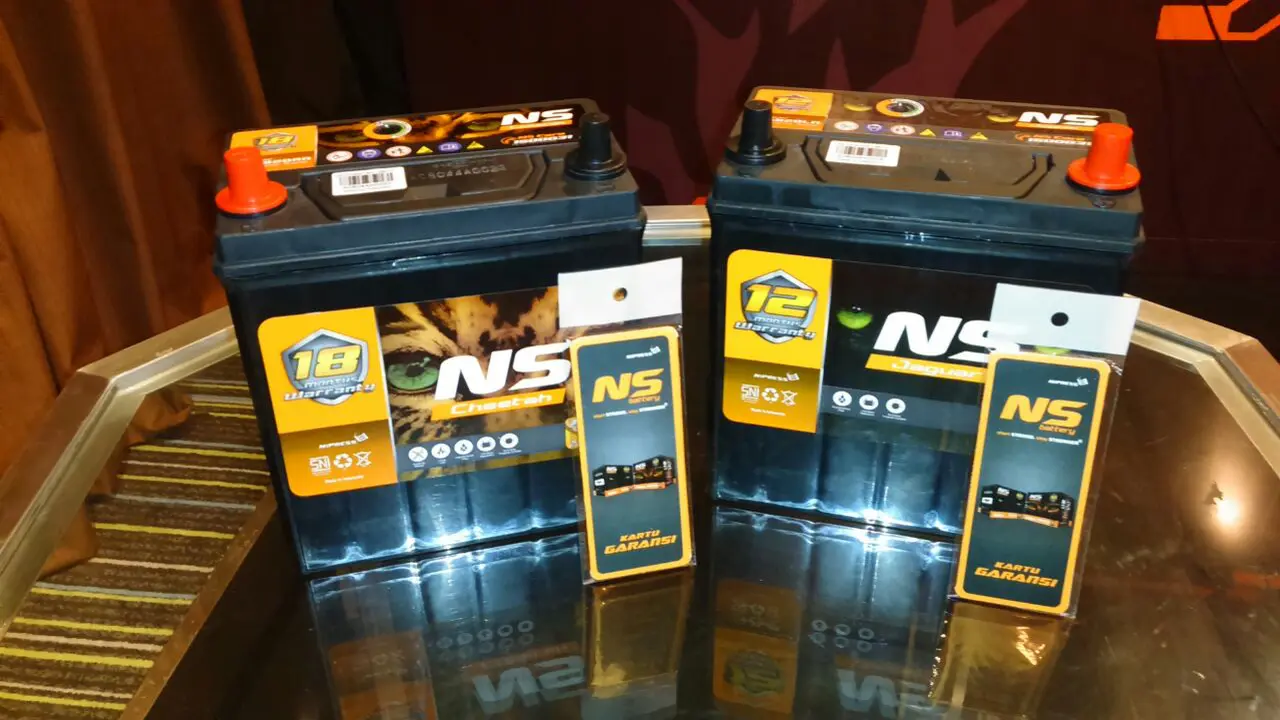 Aki NS Jaguar (1)