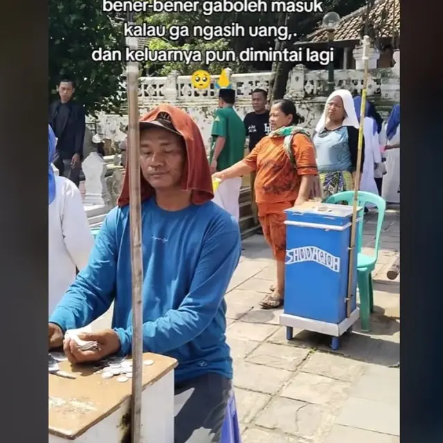 Peziarah Makam Sunan Gunung Jati Cirebon Curhat Dipaksa Bersedekah dan Dibuntuti Banyak Pengemis.