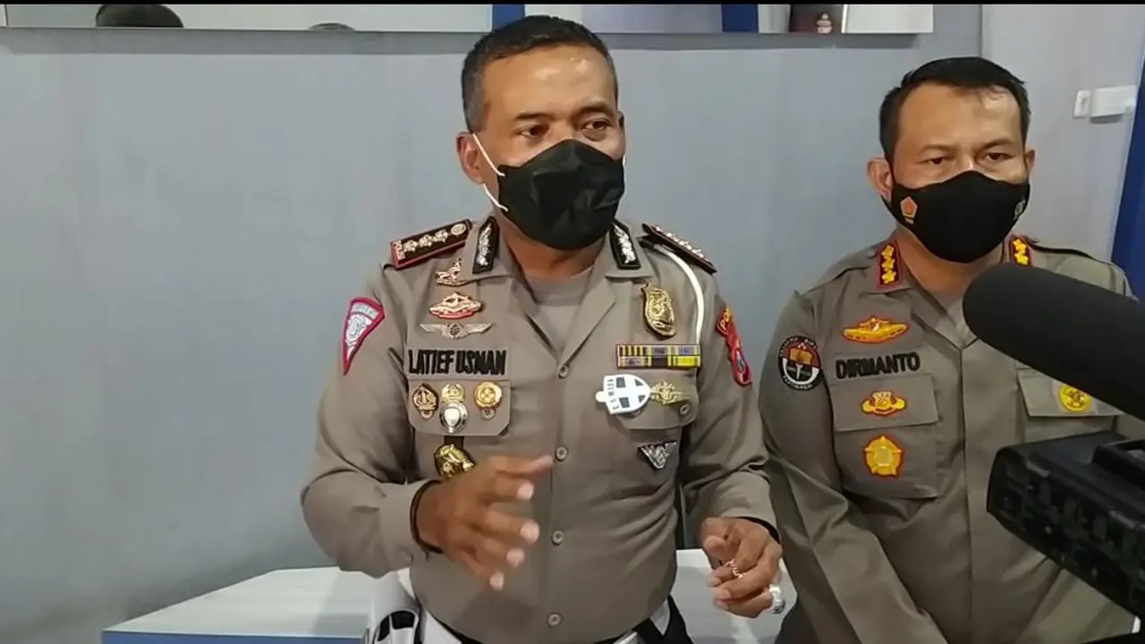 Direktur Ditlantas Polda Jatim Kombes Pol Latif Usman. (Dian Kurniawan/Liputan6.com)