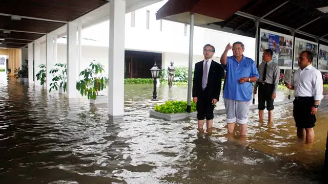 istana-banjir-131112b.jpg