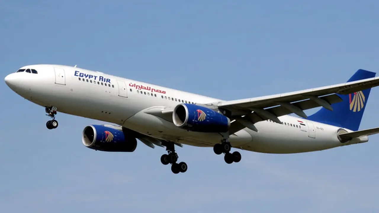 egypt-air-131127b.jpg