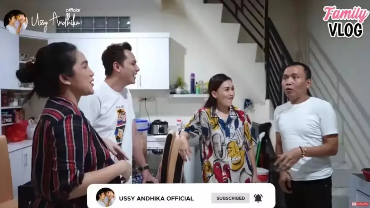 Potret Dapur Ayu Ting Ting, Kental Nuansa Putih dengan Dinding ala Green Screen