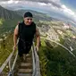 Seperti apa tangga menuju surga yang dihadirkan oleh Hawaii?