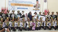 Pasheman’90, kelompok paskibraka remaja asal Garut, Jawa Barat, bersiap mengikuti ajang bergengsi serupa di tingkat asia. (Liputan6.com/Jayadi Supriadin)