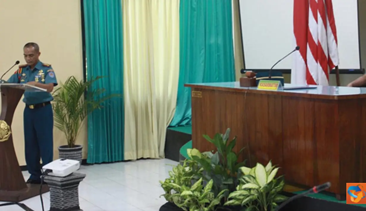 Citizen6, Surabaya: Sidang Dewan Pengembangan Operasi Dan Taktik TNI AL Ke LX 2012 secara resmi ditutup oleh Kepala Staf Komando Armada Timur Laksamana Pertama TNI Joko Teguh Wahojo, Jumat (25/5). (Pengirim: Marinir)