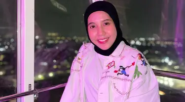 Sebelum bersama Erina Gudono, Kaesang Pangarep sempat membuat publik heboh dengan kedekatannya dengan Nadya Arifta. Meski kini tak lagi bersama Kaesang, kabar terbaru Nadya pun tak lepas dari sorotan publik.(Liputan6.com/IG/@nadrifta)