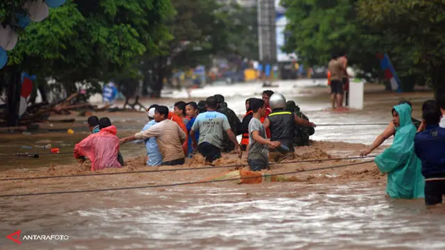banjir-manado-140115d.jpg