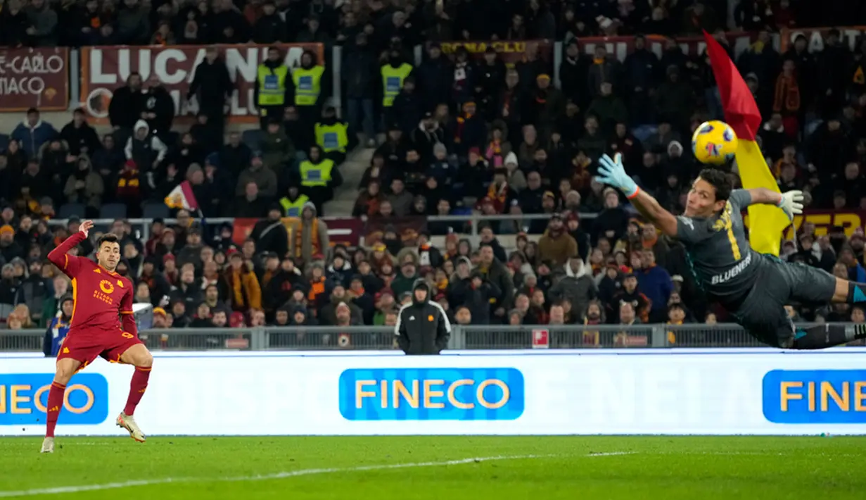 Gol-gol AS Roma dicetak oleh Gianluca Mancini, Paulo Dybala, dan Stephan El Sharaawy. (AP Photo/Alessandra Tarantino)