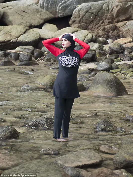 Disiarkan juga, Lindsay yang saat itu berada di Thailand selama dua minggu dan sebelumnya ia berada di Dubai untuk mengunjungi keluarganya. (doc.dailymail.com)