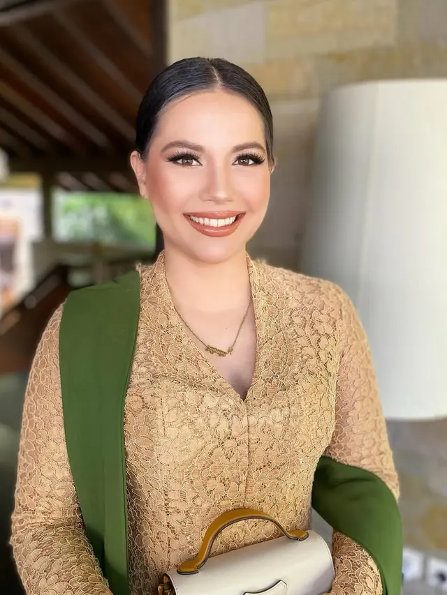 Potret Elodie Bouttier, Cantik Berkebaya saat Pernikahan Luna Maxime