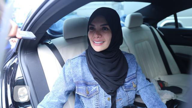 [Bintang] Nikita Mirzani