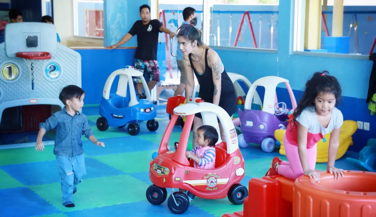 Sekarang ini, Sheila lebih memilih untuk fokus dalam membesarkan anak-anaknya. (Galih W. Satria/Bintang.com)