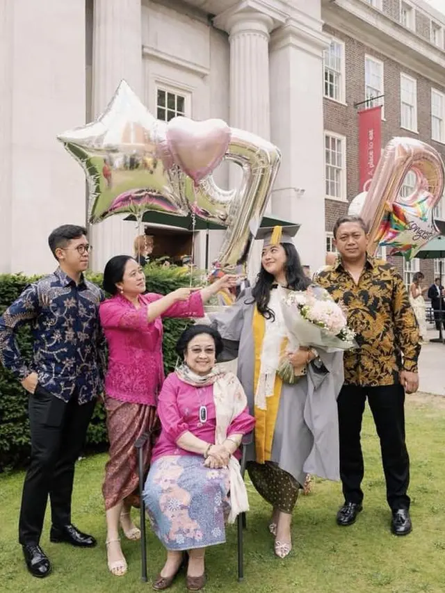 Tak Pernah Tersorot, Ini 6 Momen Kedekatan Puan Maharani Dengan Anak Sulungnya