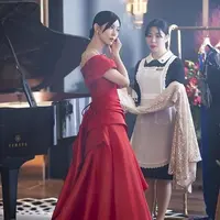 Cari tahu bagaimana karakter perempuan di serial Penthouse lewat warna makeup yang dikenakan. | instagram.com/thepenthouse_sbs