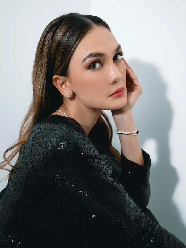 Luna Maya. (Foto: Dok. Instagram @lunamaya)