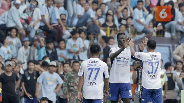 Persib Bandung Vs Perserang Serang